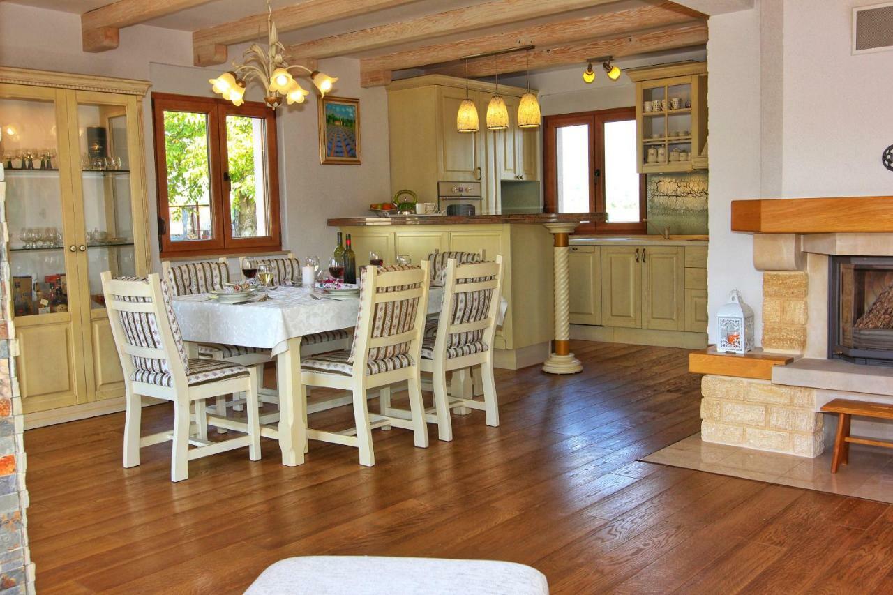 Villa Leko Dream House Cetina Esterno foto